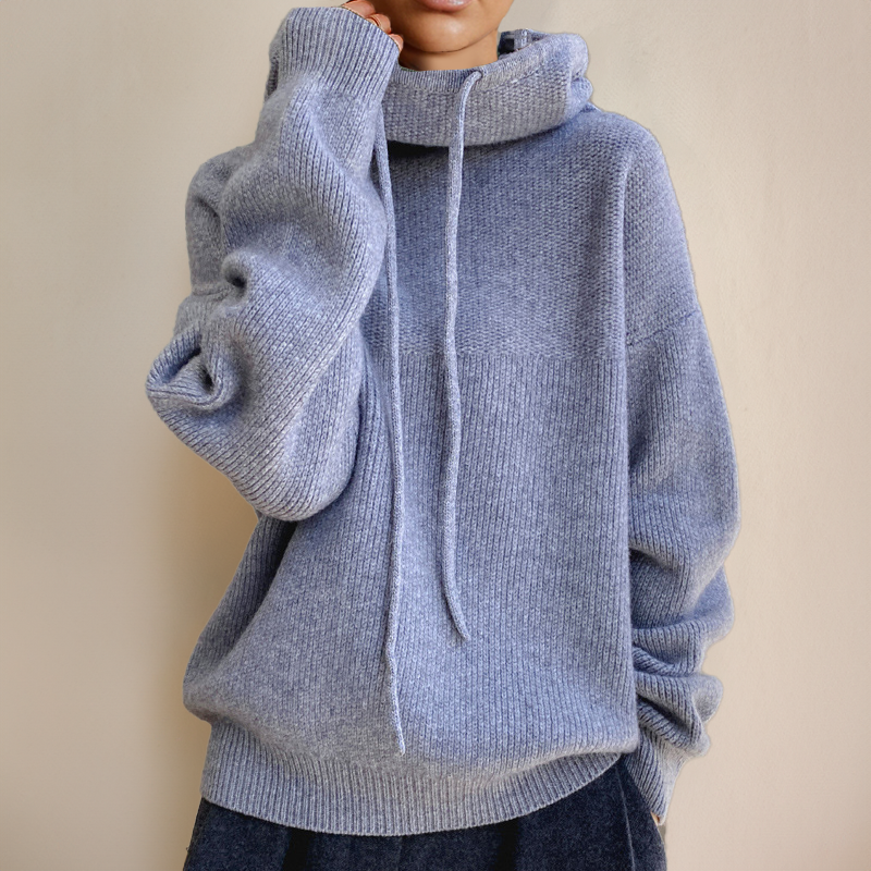 Elegant Relaxed-Fit Sweater | Timeless Spring–Summer Style