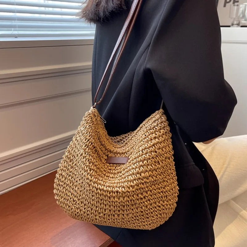 Elegant Lightweight Tote | Summer-Ready Minimal Style